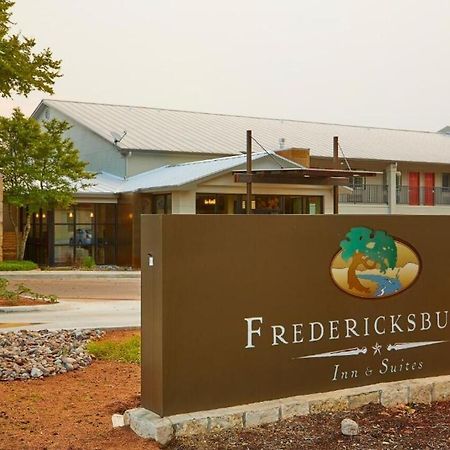 Fredericksburg Inn And Suites Luaran gambar