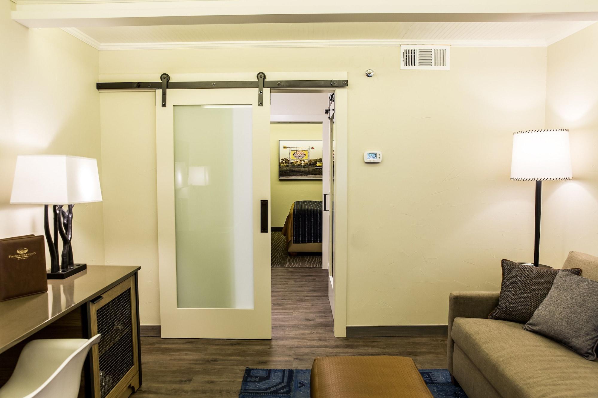 Fredericksburg Inn And Suites Luaran gambar
