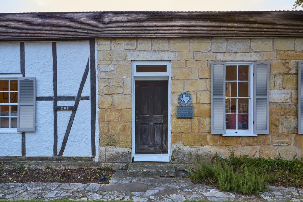Fredericksburg Inn And Suites Luaran gambar