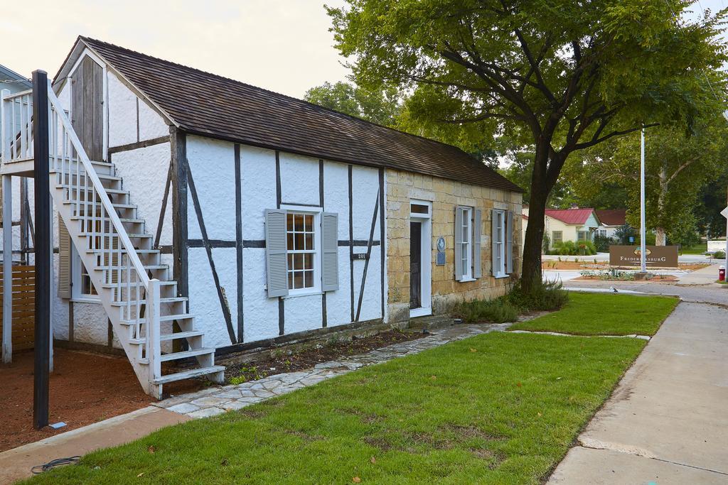 Fredericksburg Inn And Suites Luaran gambar